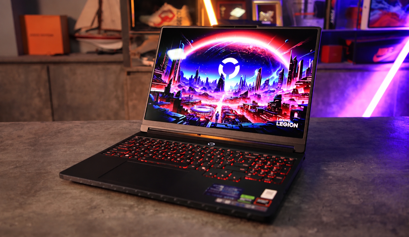 Laptop Gaming Lenovo Legion 5 15AHP11 83Q7001JVN