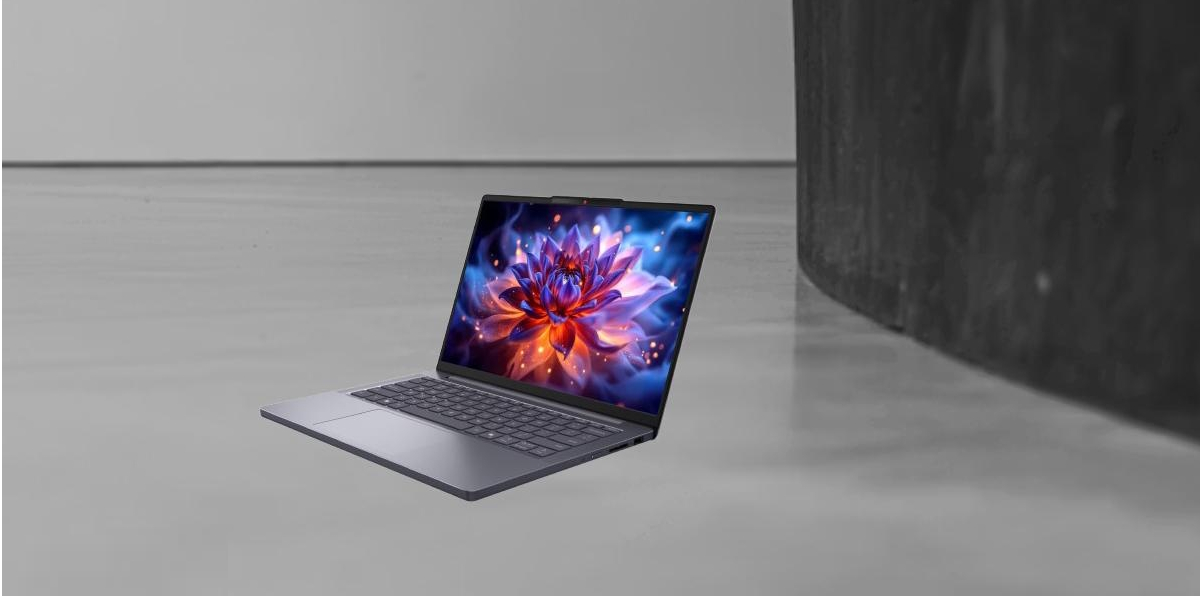Laptop Lenovo IdeaPad Slim 3 14IWC11 83RQ002PVN