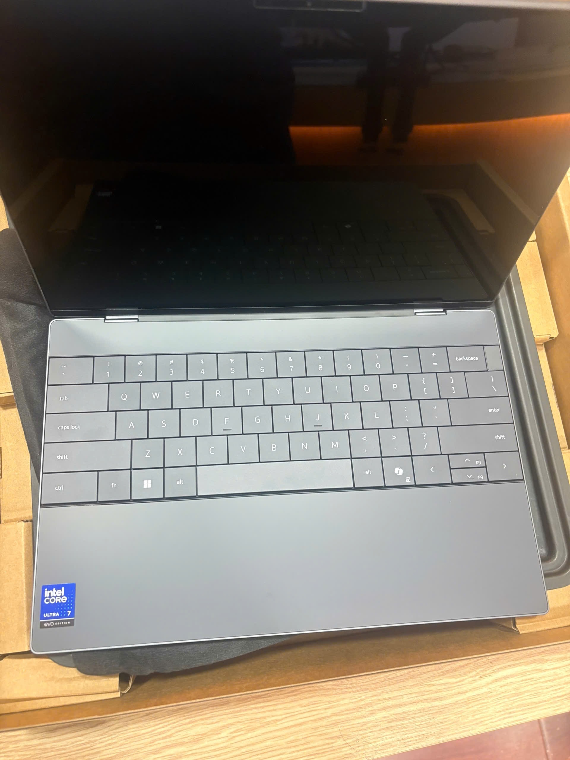 Laptop Dell XPS13 9350 PP9H1 (Core Ultra 7 258V | 32GB | 1TB | 13.4inch QHD+ Touch | Win11+Office | Xám)