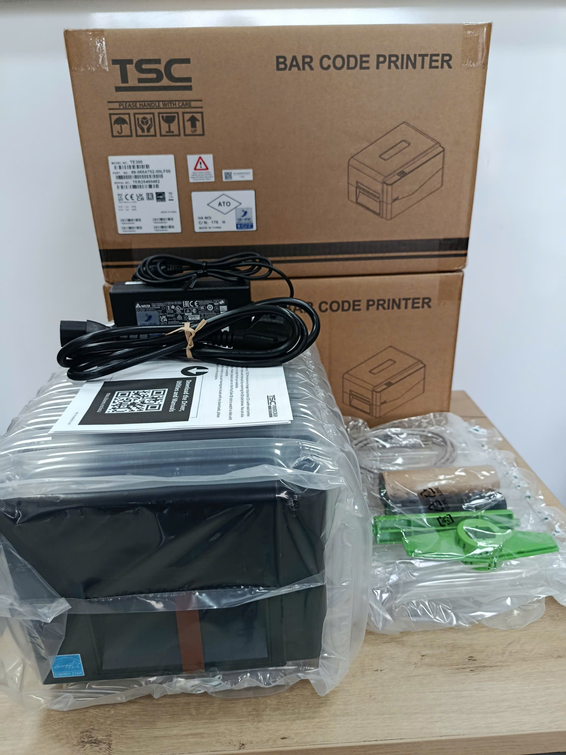 M&aacute;y in m&atilde; vạch TSC TE300 - 300dpi