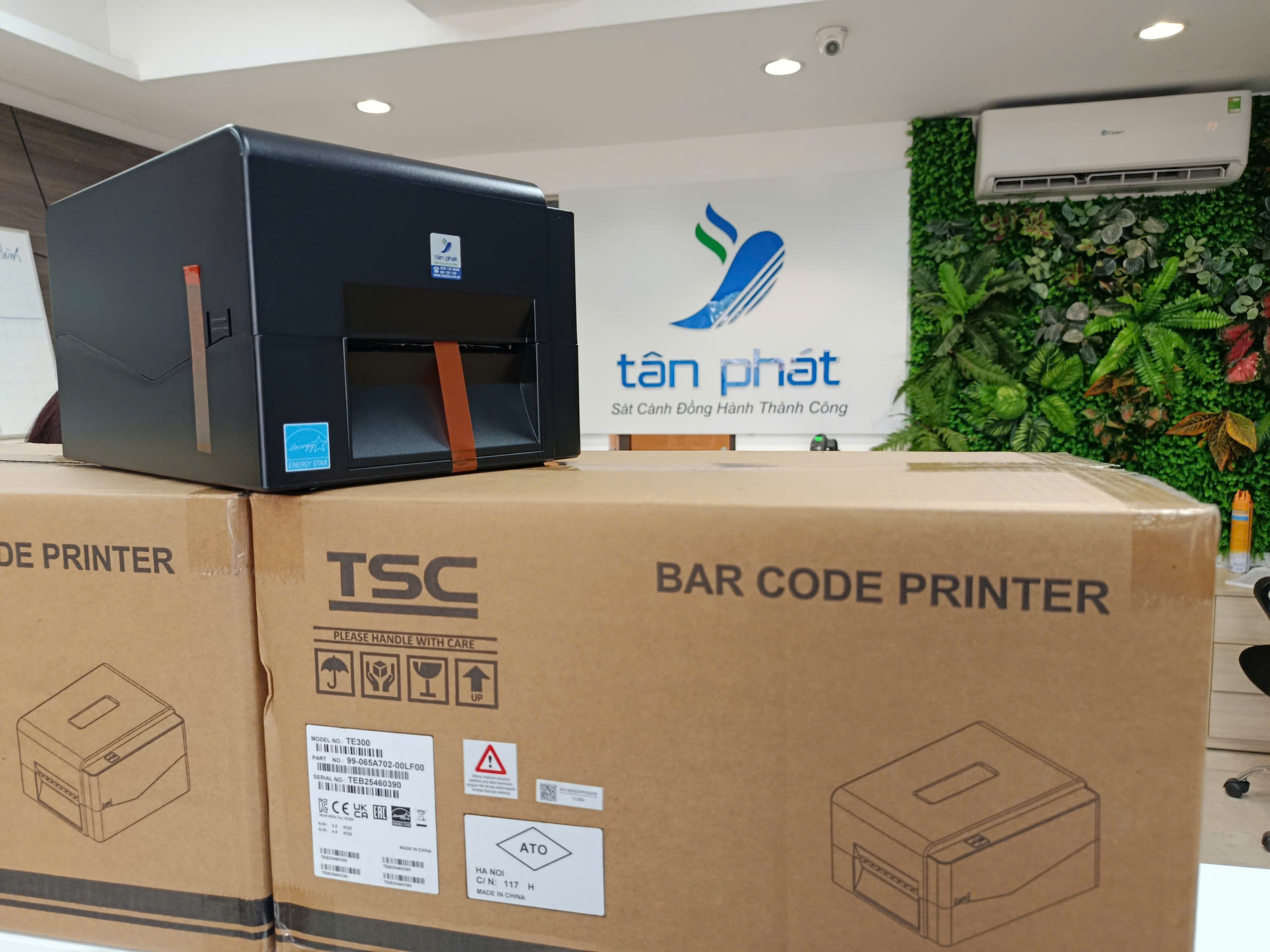M&aacute;y in m&atilde; vạch TSC TE300 - 300dpi