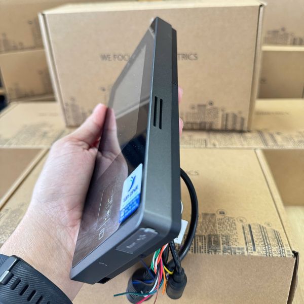 Máy chấm công và kiểm soát ra vào Face AI 4A ảnh 3