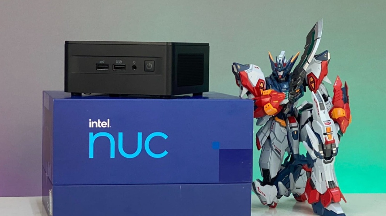Asus NUC 12 Pro Tall NUC12WSHI7