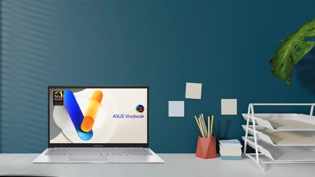 Laptop Asus Vivobook 15 OLED A1505VA-MA505W (i5 13420H/ 16GB/ 512GB SSD/ 15.6 inch 2.8K/ 120Hz/ Win11/ Silver) ảnh 1