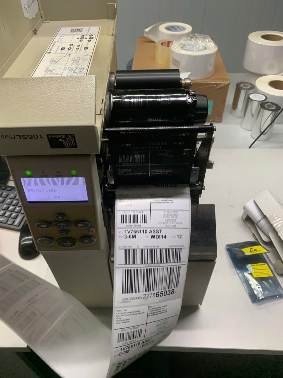 Máy in mã vạch Zebra ZT510 300dpi (ZT51043-T0P0000Z)