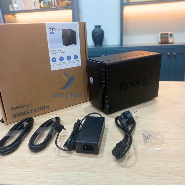 Thiết bị lưu trữ NAS Synology DS225+ ảnh 1