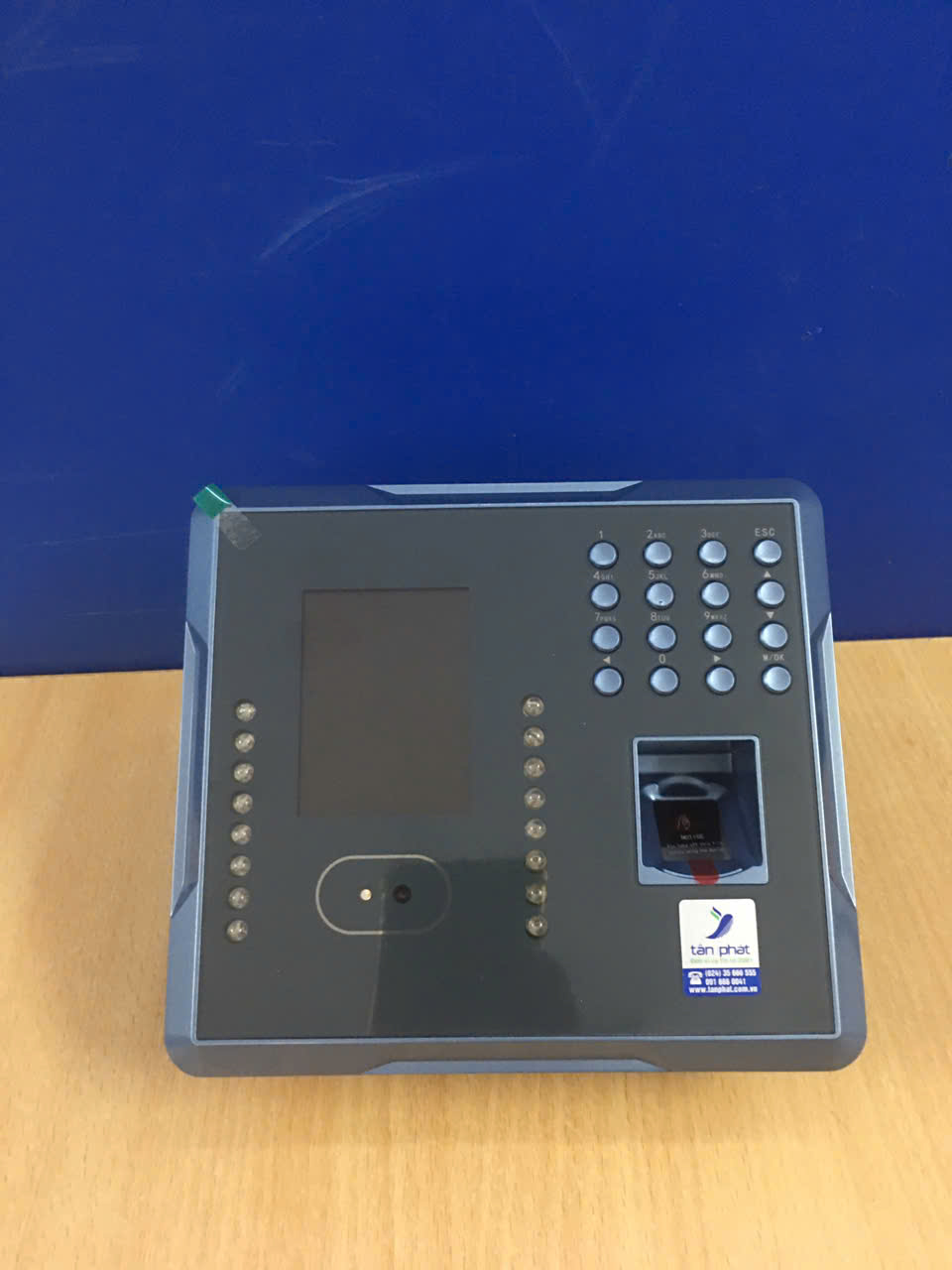 M&aacute;y chấm c&ocirc;ng ZK Teco MB160 trước