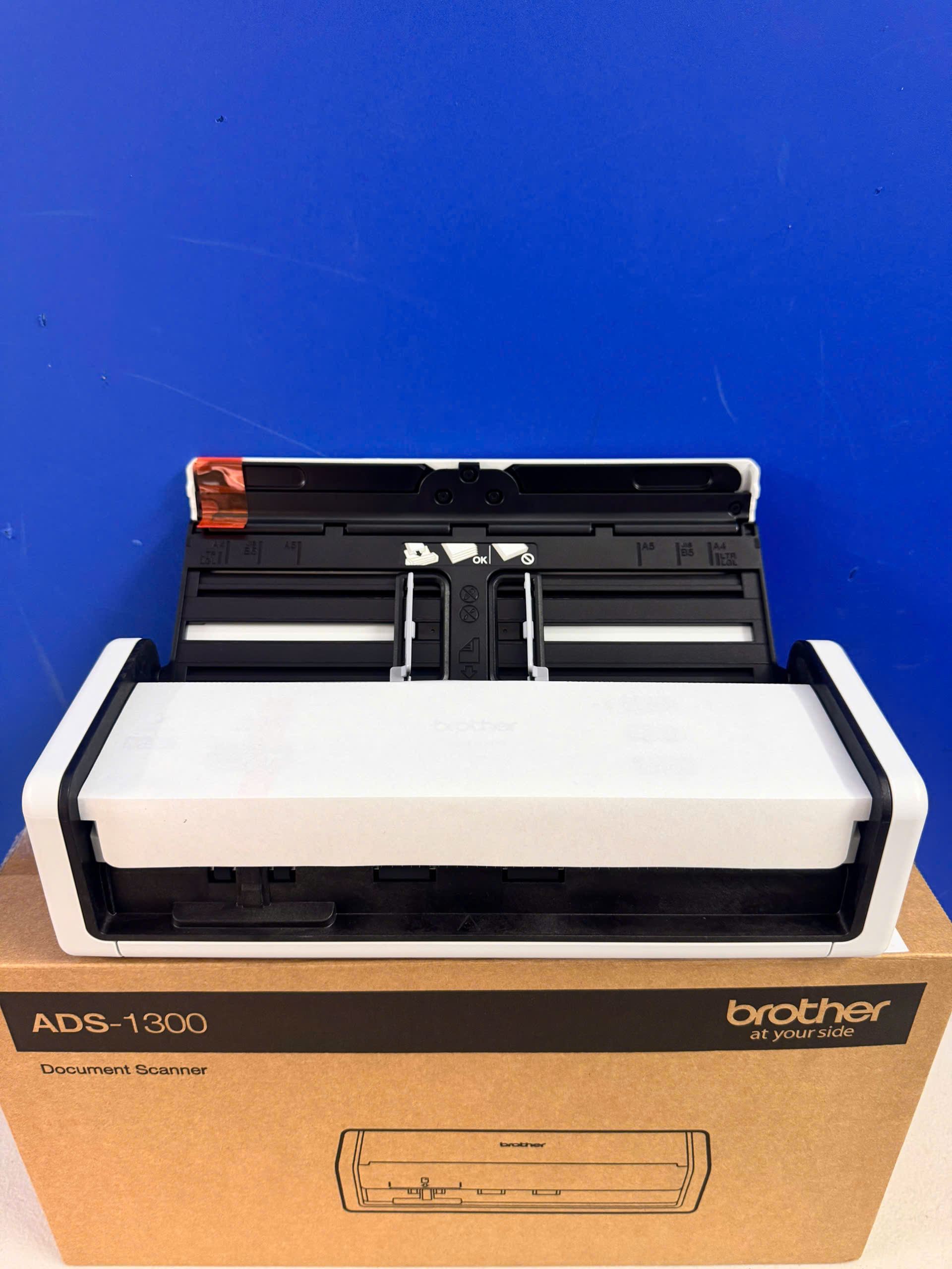 Máy Scan Brother ADS-1300_trước