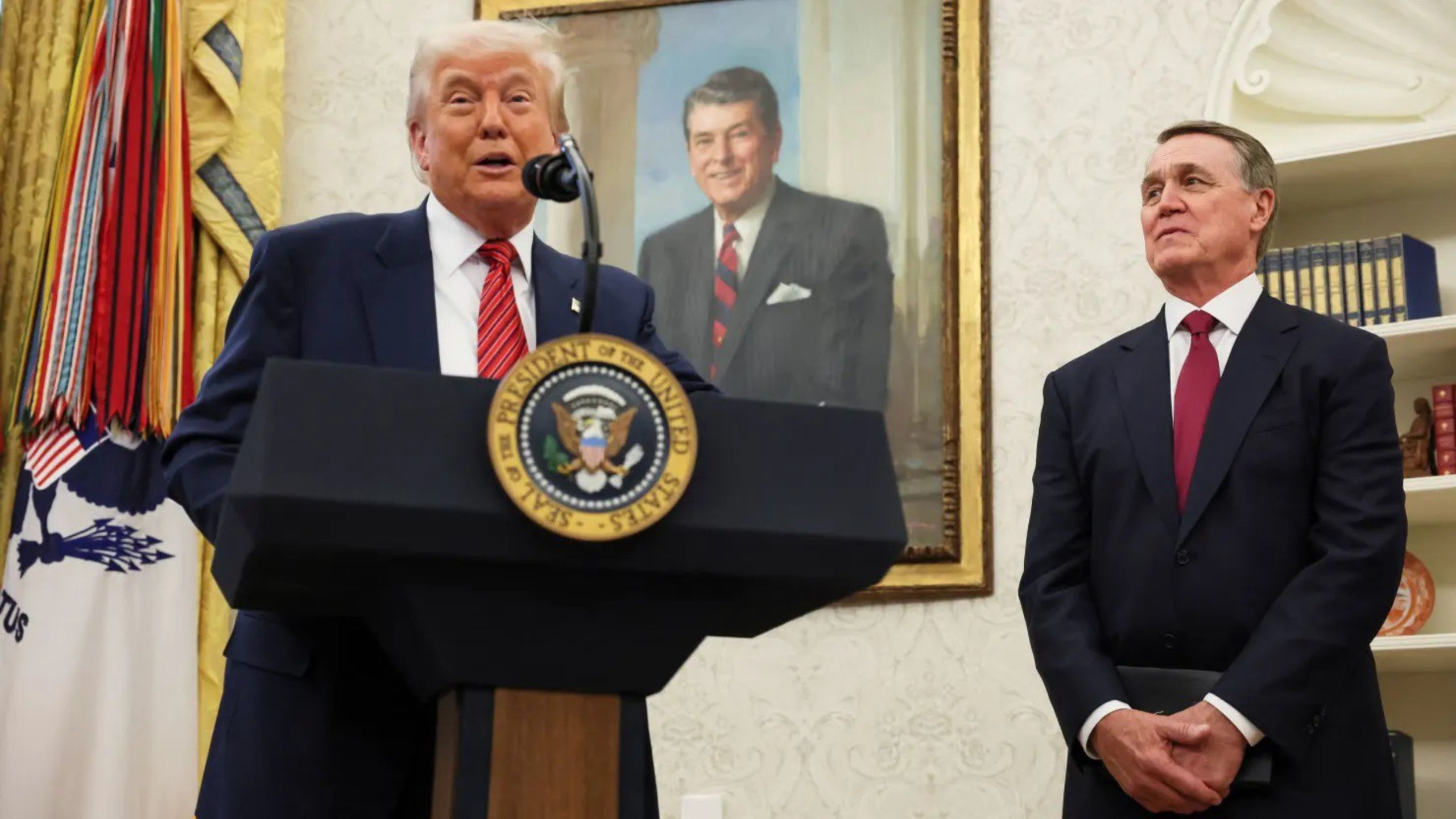 Donald Trump gia tăng áp lực với Trung Quốc trước vòng đàm phán mới ảnh 3