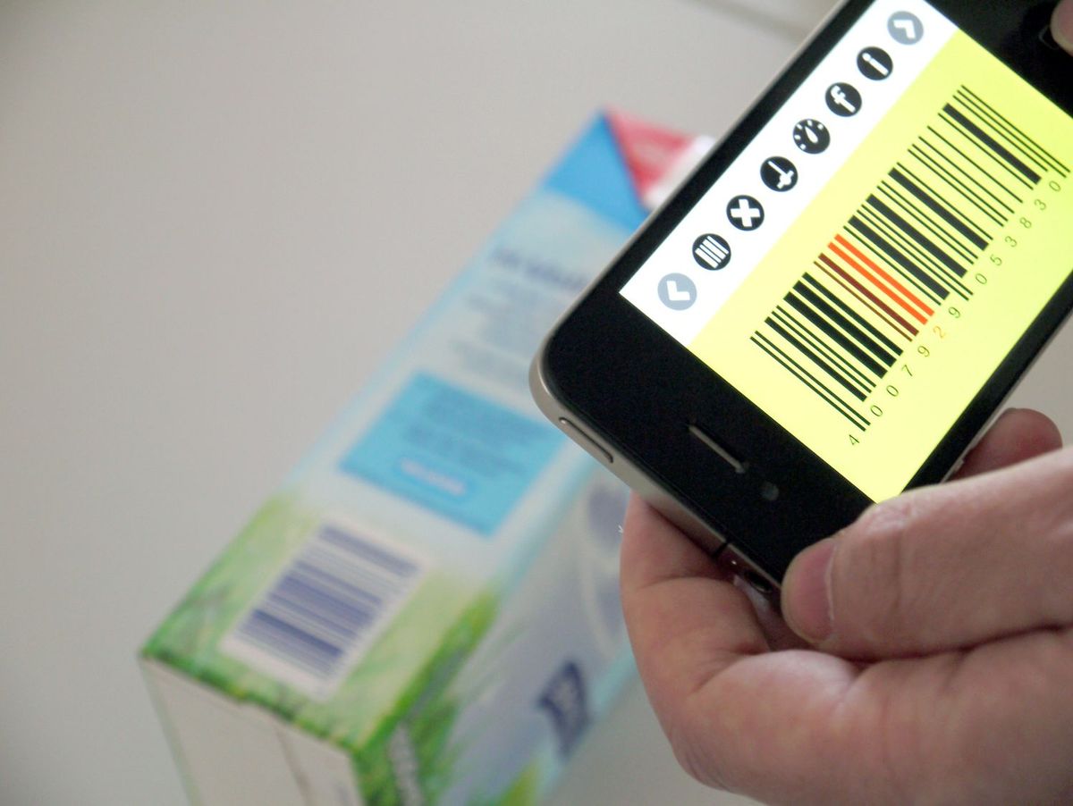 using app to scanning barcode Canada