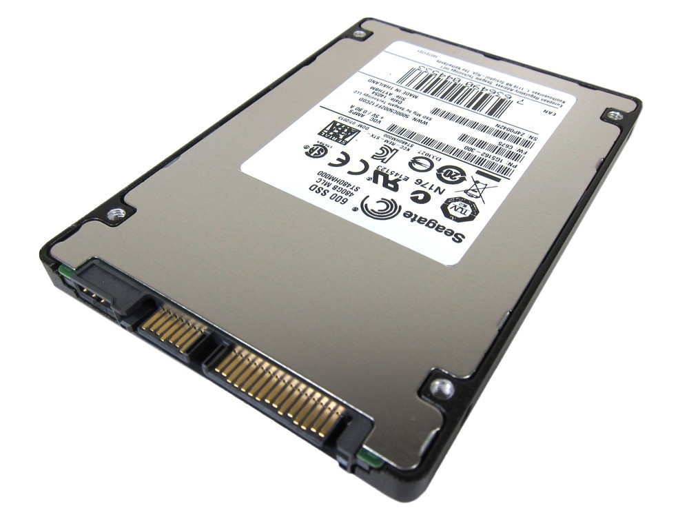 So sánh HDD server và SSD server - Tăng tốc vượt trội