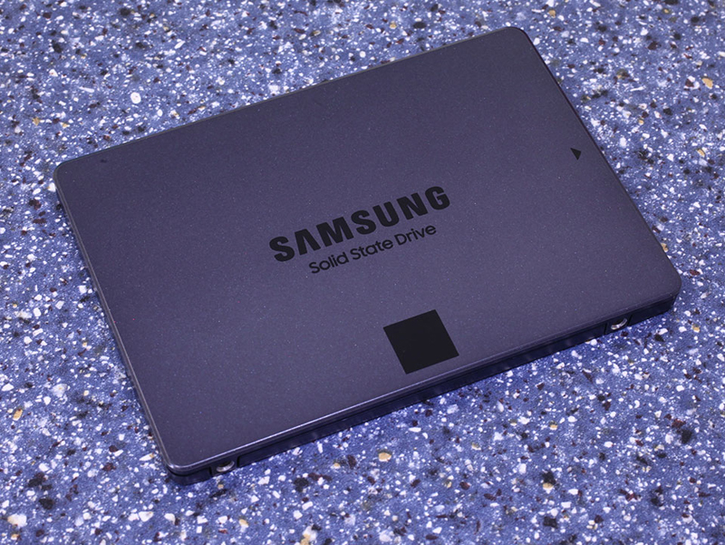 SAMSUNG 870 QVO SSD Tuyệt Hảo Cho Người Bắt Đầu Cần Dung Lượng Lớn
